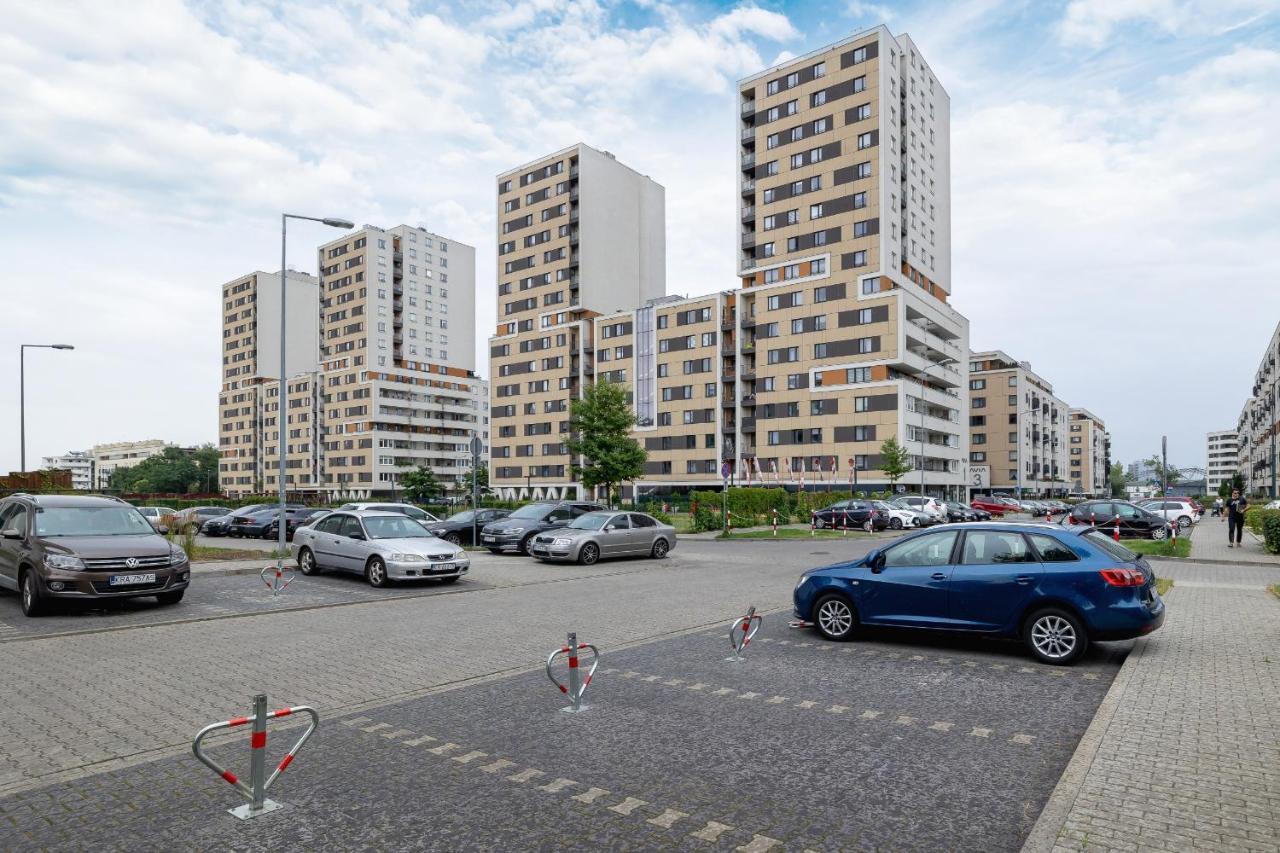 Osiedle Avia Harmonious Apartment With Balcony & Parking Cracow By Renters Prestige Kraków Exteriör bild