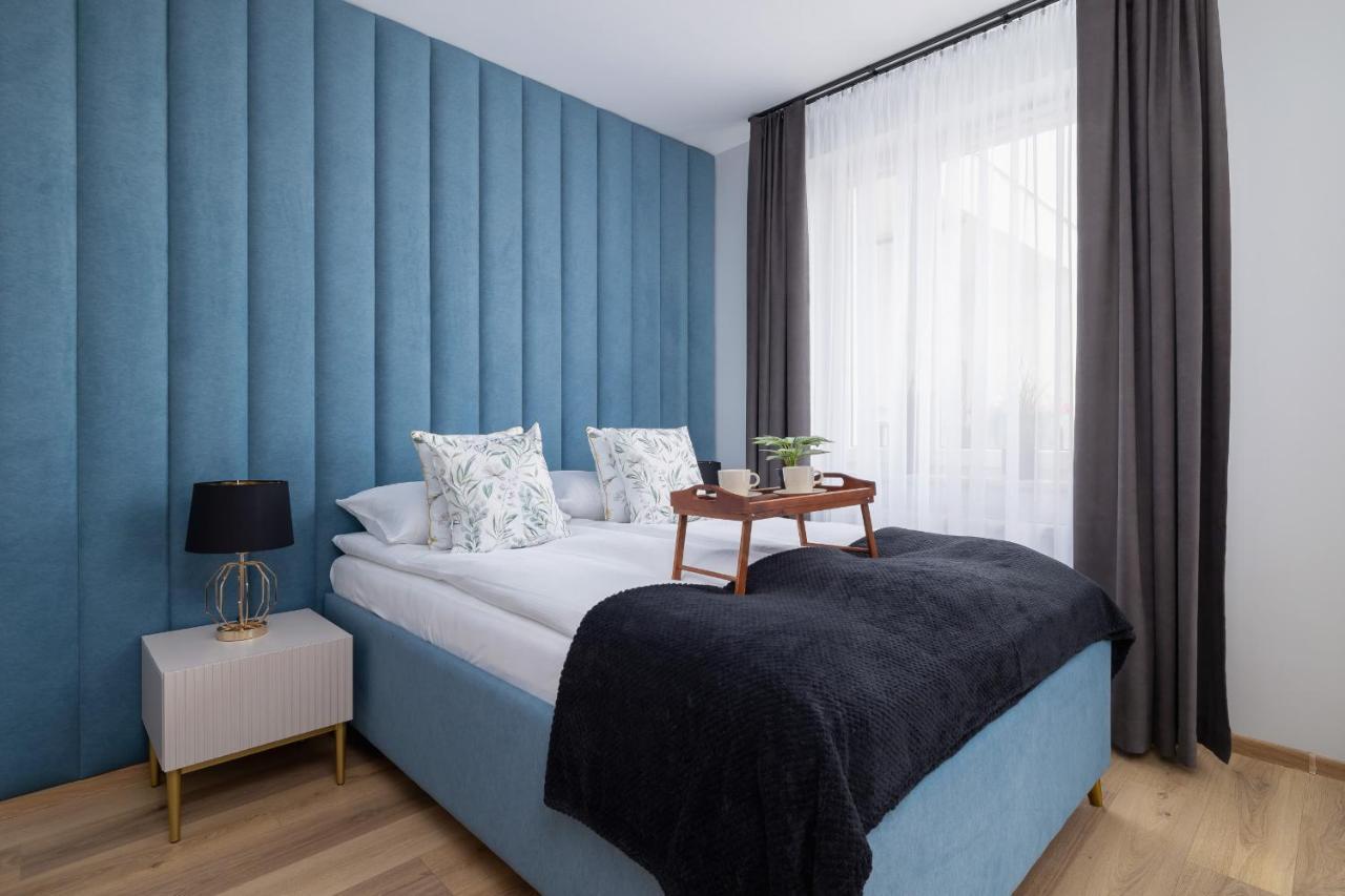 Osiedle Avia Harmonious Apartment With Balcony & Parking Cracow By Renters Prestige Kraków Exteriör bild